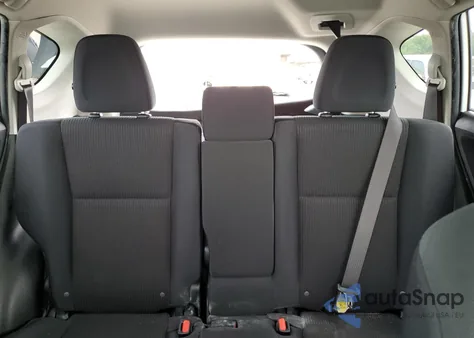 2016 Toyota Rav4 Le z USA, uszkodzony, nr VIN JTMZFREV4GJ095486